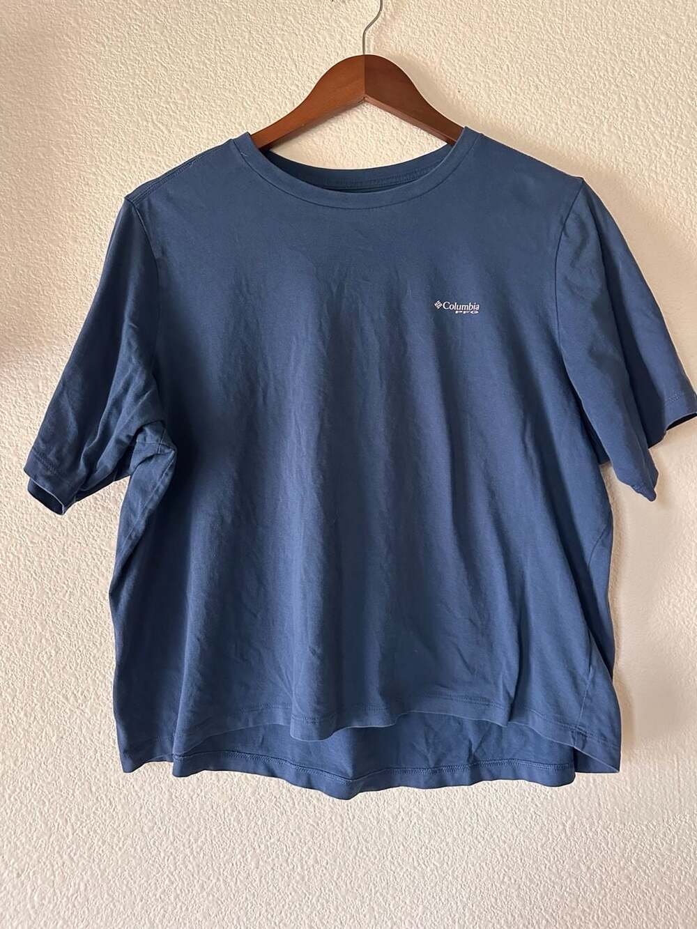 Columbia Graphic Tee Size L Blue American Flag PFG Short Sleeve
